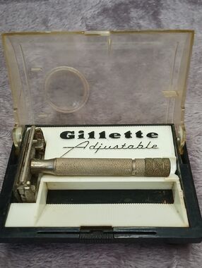 Vintage 1960's Gillette Adjustable Safety Razor with Case